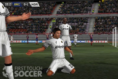 First Touch Soccer v1.2 [iPhone/iPod Touch]